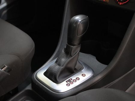 2024-Volkswagen-Polo-Vivo-16-Comfortline-Auto-5-dr_17