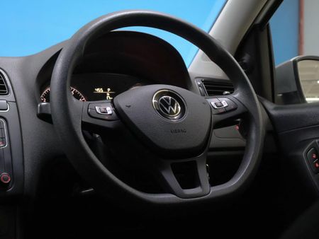 2024-Volkswagen-Polo-Vivo-16-Comfortline-Auto-5-dr_22