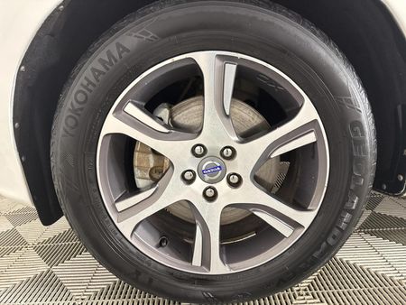 2014-Volvo-XC60-D5-Auto-Excel-AWD_4