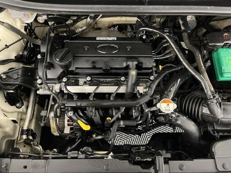 2012-Kia-Rio-14-Sedan_13