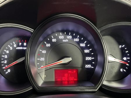 2012-Kia-Rio-14-Sedan_2