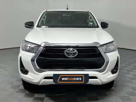 2022-Toyota-Hilux-24-GD-6-Raider-4x4-Auto-Double-Cab_15