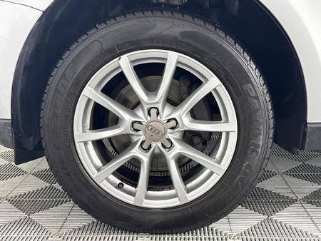 2012-Audi-Q5-20-TFSI-quattro-Auto_4
