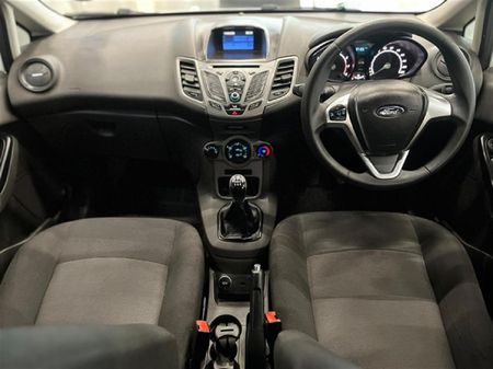 2017-Ford-Fiesta-14-Ambiente-5-dr_9