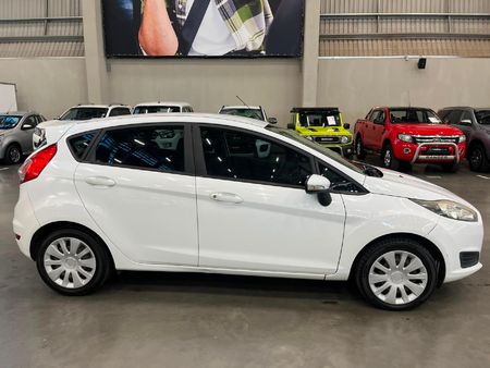 2017-Ford-Fiesta-14-Ambiente-5-dr_1