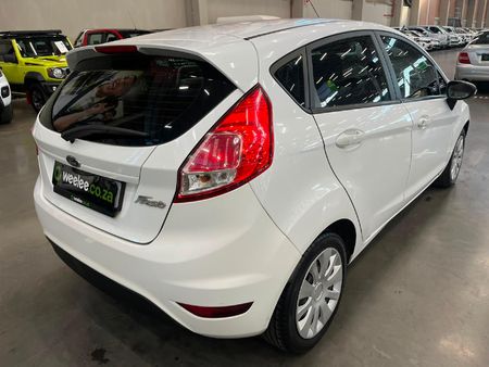 2017-Ford-Fiesta-14-Ambiente-5-dr_2