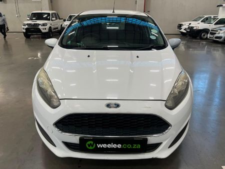 2017-Ford-Fiesta-14-Ambiente-5-dr_7