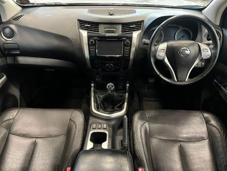 2019-Nissan-Navara-23D-LE-Double-Cab_9