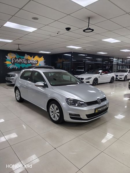2013-Volkswagen-Golf-VII-14-TSI-Comfortline-Auto_0