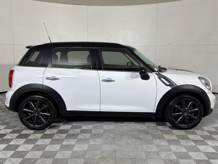 2012-MINI-Countryman-Cooper-S-Auto_15