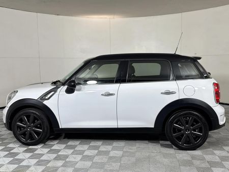 2012-MINI-Countryman-Cooper-S-Auto_17