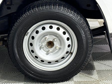 2023-Toyota-Hilux-24-GD-Single-Cab_4