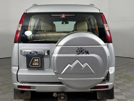 2012-Ford-Everest-30-TDCi-XLT_15