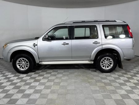 2012-Ford-Everest-30-TDCi-XLT_16