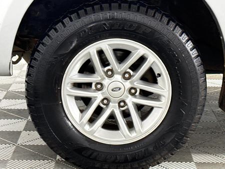2012-Ford-Everest-30-TDCi-XLT_4