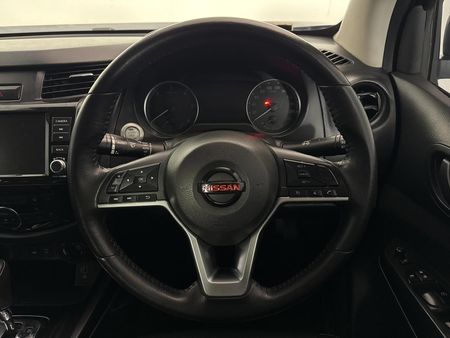 2021-Nissan-Navara-25-DDTi-PRO-4X-4X4-Auto-Double-Cab_10