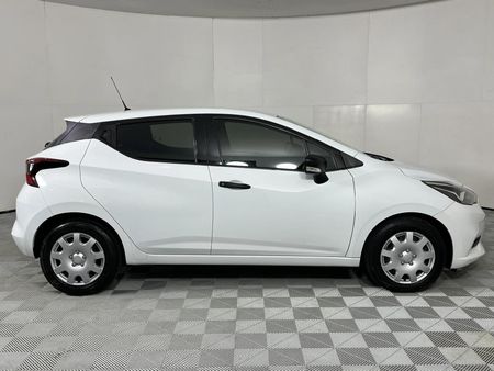 2018-Nissan-Micra-900T-Visia_13