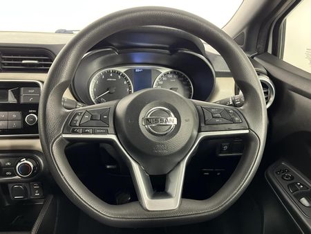 2018-Nissan-Micra-900T-Visia_8