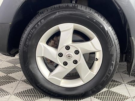 2014-Renault-Duster-15-dCi-Dynamique-4x4_4