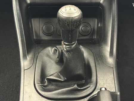 2010-Hyundai-ix35-20-GLS-Executive_10