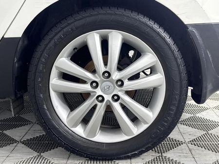 2010-Hyundai-ix35-20-GLS-Executive_6