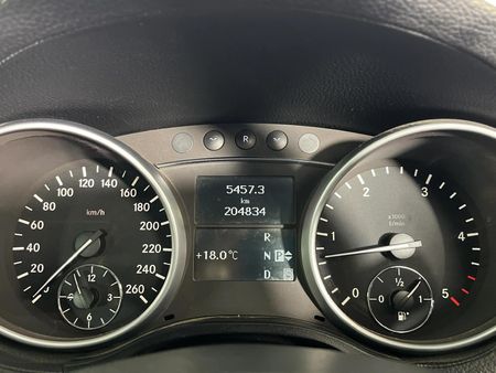 2008-Mercedes-Benz-GL-320-CDI_2