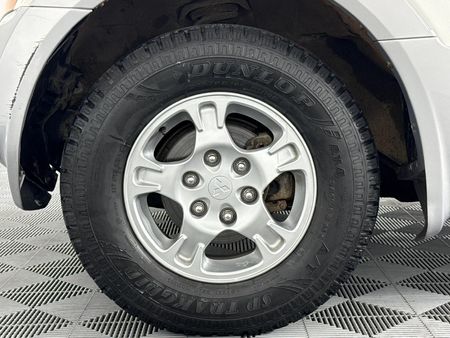 2002-Mitsubishi-Pajero-3200-DI-D-Auto-3-dr_3