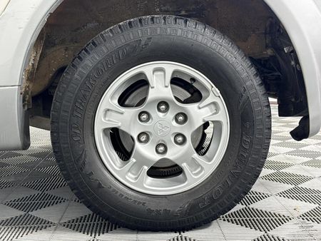 2002-Mitsubishi-Pajero-3200-DI-D-Auto-3-dr_5