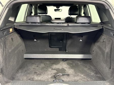 2014-Mercedes-Benz-B-Class-B-250-BE-Auto_14