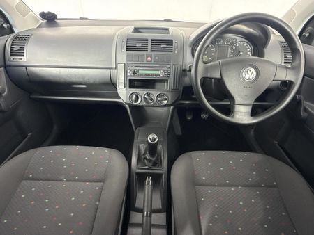 2007-Volkswagen-Polo-Classic-14-Trendline_1