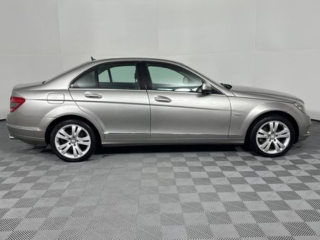 2007-Mercedes-Benz-C-Class-C-280-Avantgarde-Auto_16