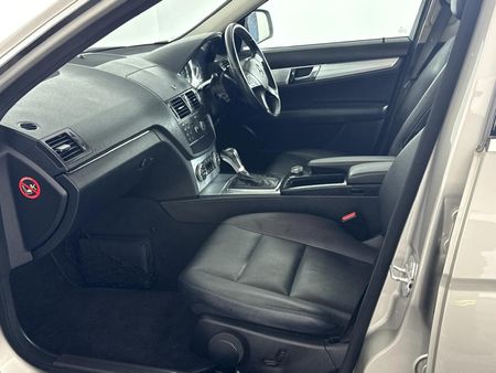 2007-Mercedes-Benz-C-Class-C-280-Avantgarde-Auto_8