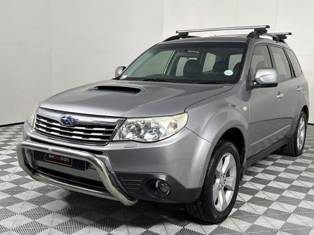 2011-Subaru-Forester-25-XT-Premium-Auto_0