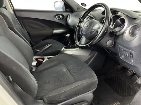 2015-Nissan-Juke-15dCi-Acenta_9