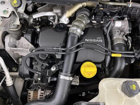 2015-Nissan-Juke-15dCi-Acenta_13