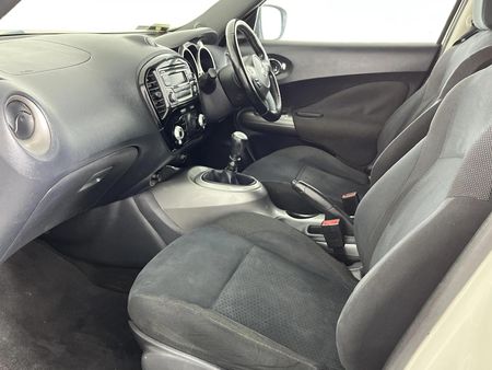 2015-Nissan-Juke-15dCi-Acenta_8