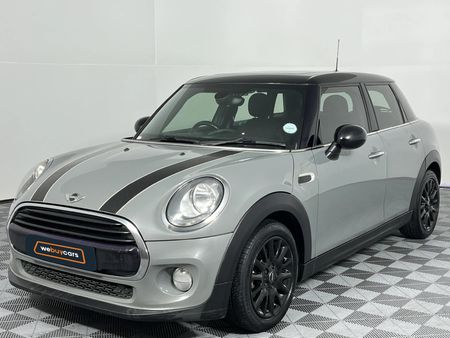 2016-MINI-Hatch-Cooper-5-dr_0