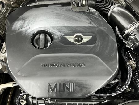 2016-MINI-Hatch-Cooper-5-dr_12