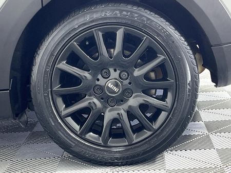 2016-MINI-Hatch-Cooper-5-dr_6