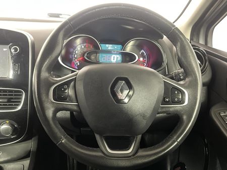 2017-Renault-Clio-IV-12T-Expression-Auto-5-dr-88kW_11