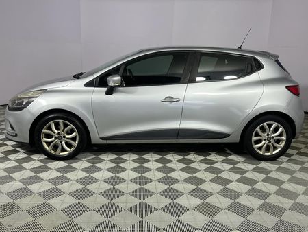 2017-Renault-Clio-IV-12T-Expression-Auto-5-dr-88kW_18