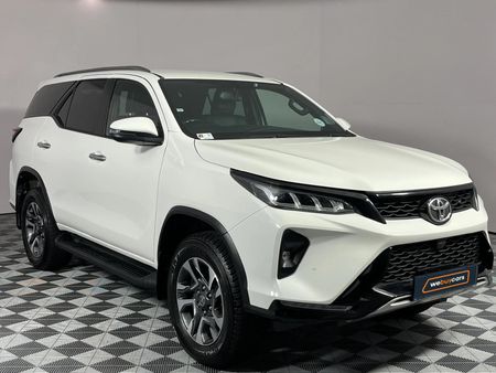 2025-Toyota-Fortuner-28-GD-6-RB-Auto_14