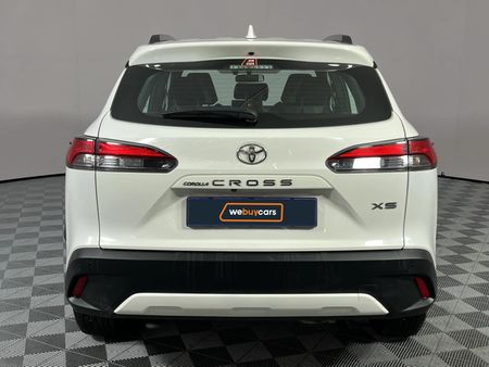 2025-Toyota-Corolla-Cross-18-XS_18