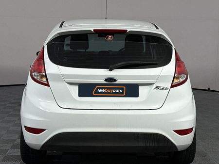 2015-Ford-Fiesta-14-Ambiente-5-dr_12