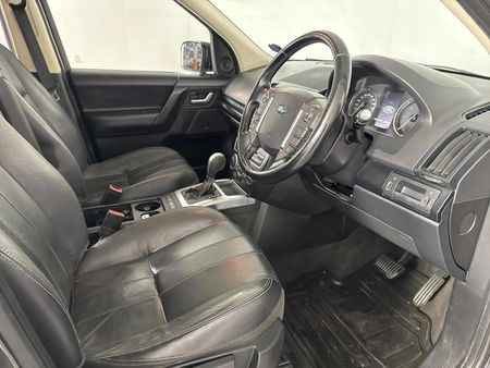 2013-Land-Rover-Freelander-II-22-SD4-S-Auto_9