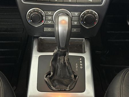 2013-Land-Rover-Freelander-II-22-SD4-S-Auto_10
