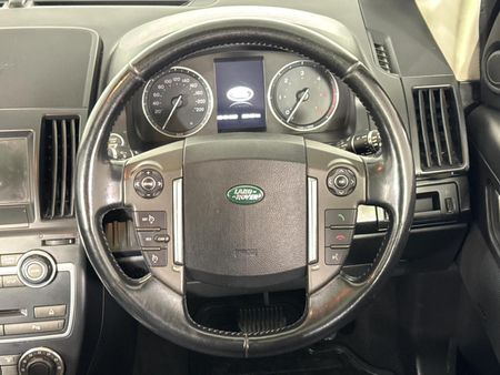 2013-Land-Rover-Freelander-II-22-SD4-S-Auto_11