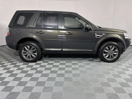 2013-Land-Rover-Freelander-II-22-SD4-S-Auto_15