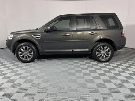 2013-Land-Rover-Freelander-II-22-SD4-S-Auto_16