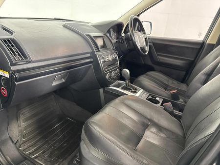2013-Land-Rover-Freelander-II-22-SD4-S-Auto_8